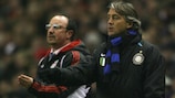 Inter coach Roberto Mancini (right) and Liverpool's Benítez