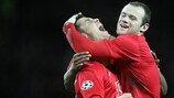 Cristiano Ronaldo und Wayne Rooney (Man. United) feiern den Einzug ins Viertelfinale