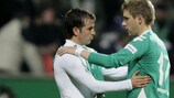 Hamburg's Rafael van der Vaart greets Ivan Rakitić of Bremen - their meeting on Wednesday may be less generous