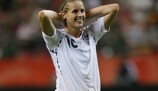 Kelly Smith scored two goals as England moved a step closer to Finland