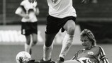 Хайди Стере (справа) в матче против сборной Германии в 1991 году