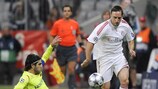 Franck Ribéry taclé par Juninho Pernambucano