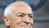 Jesualdo Ferreira has agreed to stay at Porto for two more years