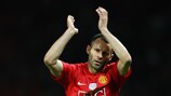 Ryan Giggs has signed a new deal with United