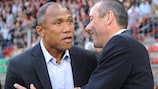 Antoine Kombouaré is to replace Paul Le Guen as PSG coach