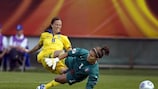 Lotta Schelin scores past Anna Maria Picarelli to put Sweden ahead against Italy