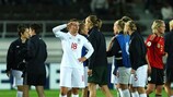 Las jugadoras inglesas abatidas por la derrota