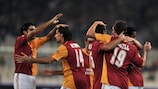 Los jugadores del Galatasaray celebran el tanto