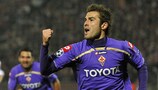 Mutu celebra uno de los goles de la Fiorentina