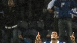 Hulk celebra uno de sus goles ante el APOEL