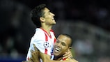Jesús Navas celebrates his goal with Luis Fabiano