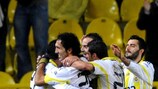 Los jugadores del Fenerbahçe SK celebran el gol