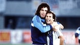 Casagrande e Rabah Madjer festejam a vitória do Porto na Taça dos Campeões de 1986/87, em Viena