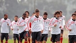 Os jogadores do Benfica durante um treino
