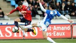 Eden Hazard escapa a um desarme num encontro da Ligue 1