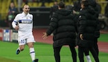 Sneijder porta l'Inter in semifinale