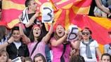 Des supporters lors d'un match du Championnat d'Europe féminin des moins de 19 ans de l'UEFA