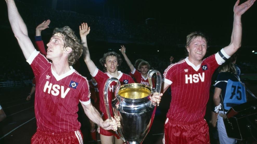 1982 FA Cup Conjunto de 2 CONJUNTO DE POSAVASOS Espuelas De Mármol Espuelas 3-2 Ajax Liga de Campeones 