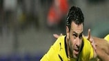 Roberto Colautti, do Maccabi, exulta ao marcar o golo decisivo que ditou a eliminação do Olympiacos