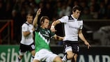 Philipp Bargfrede (SV Werder Bremen) a souffert contre Gareth Bale (Tottenham Hotspur FC) avant d'être remplacé