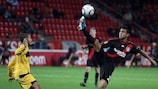 Vidal rescata al Leverkusen