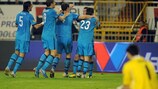 Футболисты "Зенита" празднуют гол в ворота "Хайдука"
