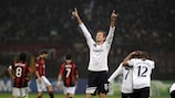 Peter Crouch (Tottenham Hotspur FC) a assené le coup de grâce à Milan