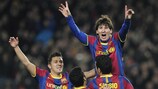 Lionel Messi festeja com os seus colegas de equipa