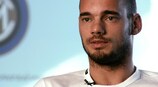 Sneijder habla de Raúl, Leonardo y Mourinho