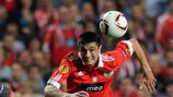 Óscar Cardozo marcou pelo Benfica na eliminação frente ao Braga, devido aos golos marcados fora, nas meias-finais de 2011