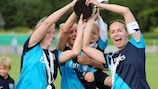 Jayne Ludlow, Katie Chapman and Faye White celebrate with the FA WSL trophy