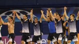 Los jugadores del Dínamo de Zagreb celebran su pase a la fase de grupos