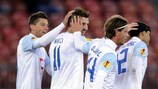 Adrian Nikci est félicité après son but contre la Lazio