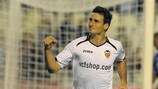 Aritz Aduriz has agreed to return to Athleticfrom Valencia