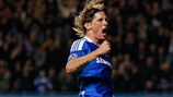 Fernando Torres festeja o seu segundo golo, terceiro do Chelsea