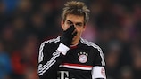 El capitán del Bayern Philipp Lahm muestra su decepción tras la derrota ante el Basilea