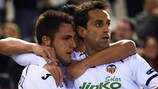 El Valencia gana pero da vida a su rival