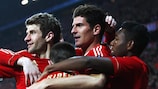Mario Gomez, Thomas Müller y David Alaba celebrando un gol del Bayern