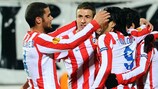 El Atlético celebra uno de los goles en el BJK İnönü Stadyumu de Estambul