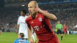 Arjen Robben celebra su gol ante el Marsella