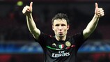 Mark van Bommel will turn out for PSV Eindhoven next term