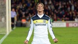 Fernando Torres esulta dopo il gol