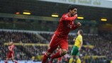 Luis Suárez comemora o primeiro golo do "hat-trick" que fez ao Norwich na época passada