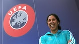 Steffi Jones continua a desempenhar um papel importante no seio do futebol feminino