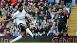 Adebayor terminou a época passada como melhor marcador do Tottenham, com 18 golos