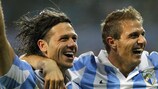 Joaquín y Martín Demichelis celebran uno de los goles del Anderlecht en la segunda jornada