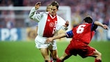 Bayern destroçado por Ajax ofensivo