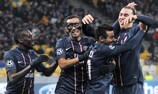 Ezequiel Lavezzi festeja com Zlatan Ibrhaimović um dos dois golos com que garantiu o triunfo do PSG