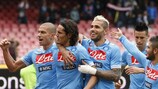 Cavani and Inler steer Napoli to victory