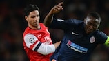 Mapou Yanga-Mbiwa in einem Spiel gegen Arsenal in der Gruppenphase der laufenden UEFA Champions League